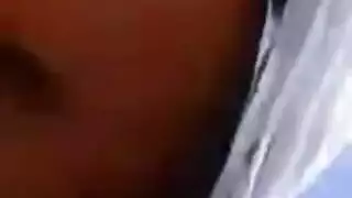الام و الابن فى غرفه فندق واحده مترجم