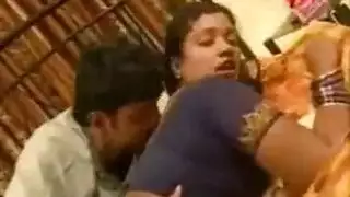 تحرش البنات ببعض جنس