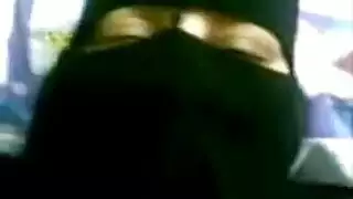 المنقبة تستعرض