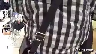 شيميل يقذف حمولة ضخمة في تجميعية قذف ساخنة