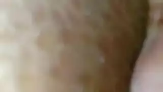 تقيؤ على قضيب: فتاة سيئة فائقة تبلع الحمولة