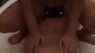 مشهد إباحي بقضيب حصان ضخم