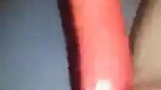شقراء قرنية يضع لداعر المتشددين