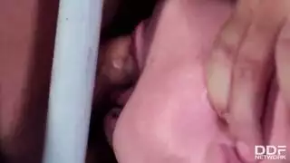 عضو الأخ الكبير يمتد بأخته في جماع محرم