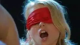 فرنسي عنيف مترجم