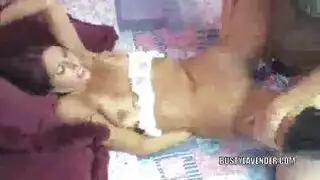 شرموطة تنيك ساحقة سمراء من كسها