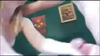 تدريب هواة على البلع العميق قبل أخذ زب أسود