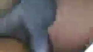 ثقوب الجميلة السوداء الضيقة تُدمر بواسطة قضيب وحشي
