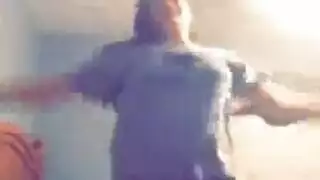 يائسة في اللاتكس: إباحية قوية من أجل المال