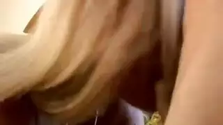 الجدة تتحسس زب حفيدها