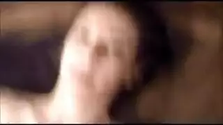 سمراء ساخنة تتوق لممارسة جنس صارم مع عشيقها