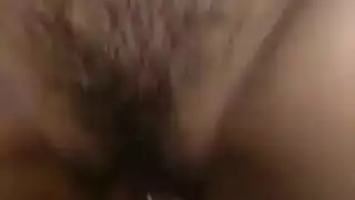 حفلة لي الجنسية المليئة بالسائل المنوي مع عاهات تختنق في الحلق
