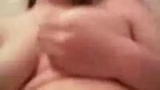 فتاة كاميرا يائسة تمارس شرجي وجنس مزدوج الاختراق