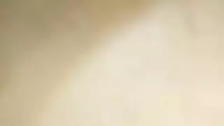 شرموطة مصرية عايزة ابنها ينيكها