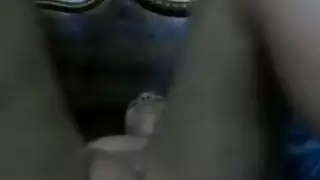 وحده بتمسك بنفسها بي خياره وبتصوت