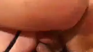 وقد استأجرت سيئة شقراء ميليسا مور عدد قليل من الرجال قرنية ليمارس الجنس لها العقول خارج