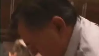 شاب هيجان ينيج بل اصابع