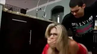 سكس محارم ولدنايم تجي امي