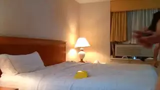 رفيقة غرفتي ملكة النيك الجماعي