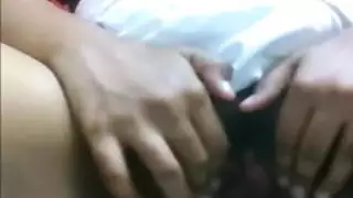 لمس هاوي في حمام الفندق