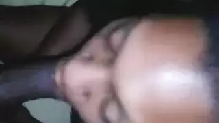طلب مني أن آخذ حمولته الأخيرة عميقاً بداخلي