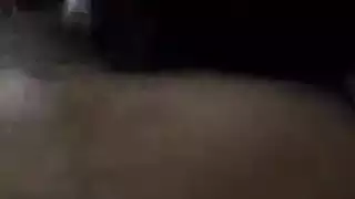 مص عميق وبلع السائل المنوي في فيلم إباحي
