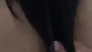 ناضجة كوغر تُدفع بقوة ضد الحائط في حركة إباحية خشنة
