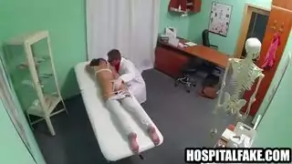 نيك روميو وجولييت