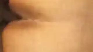 العرض المسرحي يتحول لإباحي بينما تتعرض سوسي مؤخرتها الكبيرة للجماع القاسي