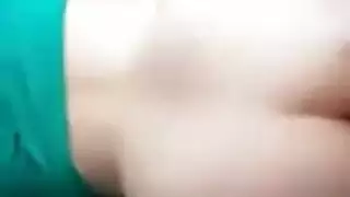 مؤخرة أغنيس العملاقة تُدمر من قبل نجم إباحي عربي