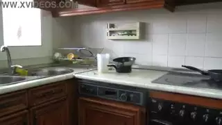 زوجة الديوث العربية كريامبيد من قبل صبي ألماني