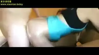 ظهيرة إيمي ريد الجامحة: سكرانة على زب ومبللة بالسائل المنوي