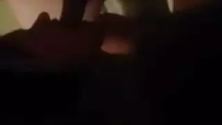 هواة اللسان أربعة بالإصبع حمام