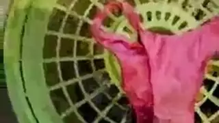 صربي سراويل أحمر الشعر