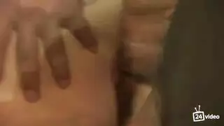 فرج مدربة ناضجة يتم ضربه بشدة من قبل عشيق شاب قاسي