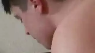 شغف أخوي روسي مكثف في غرفة النوم