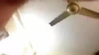 وكلاء التجميل الجبهة مفلس يفعلون بعض الأشياء المشاغب للرجل الأمريكي