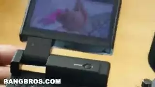 هتاف للون الأبيض المتين سخر من هذا مسمار