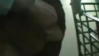 سمراء هولندية خاضعة تتوسل أن يُقذف على وجهها