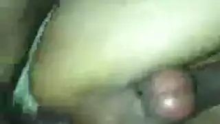آسيوية ممتلئة الثدي تحصل على دق إباحي عميق من فحل أسود