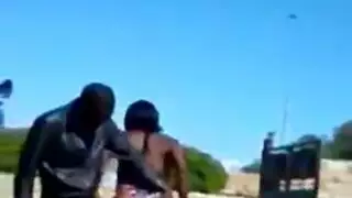 خيال الجنس في حظيرة: بنات مثيرة تستسلم للغريزة الحيوانية