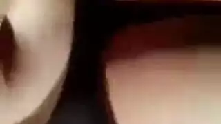 سروال مفتوح من الخلف
