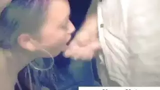 التبول اللعب المزدوج التعارف