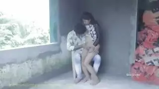 ام تطلب من ابنها ان يفرك ظهرها