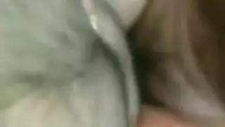 حراك زوجي حار: عض الأثداء ونيك كس قاسي