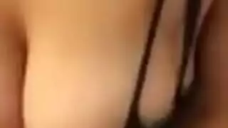 فانتازيا النوم الجنسي: اغتصاب مهبلها وهي غافلة