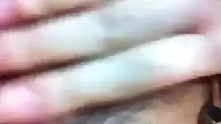 هوس إباحي جماعي: ستة أعضاء ذكورية تضرب مؤخرتها الضيقة