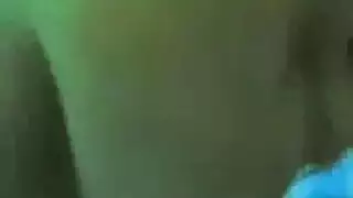 نجمه إباحية مصرية تبلع الزب ثم تركب للنشوة