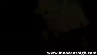 ضرب قاسي على الأرض يطلق عاهرتها الداخلية