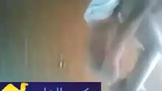 ميك علي الواقف
